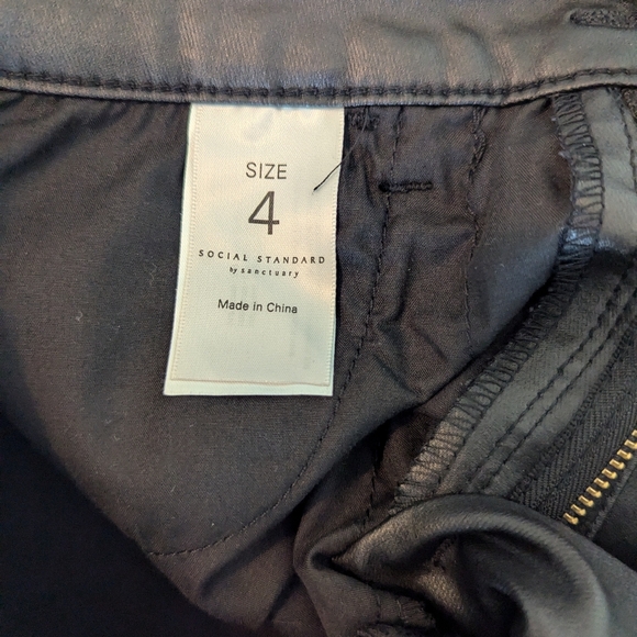 Social Standard by Sanctuary Black Pleather Faux Leath Skinny Ankle Pants Size 4 - Picture 5 of 8